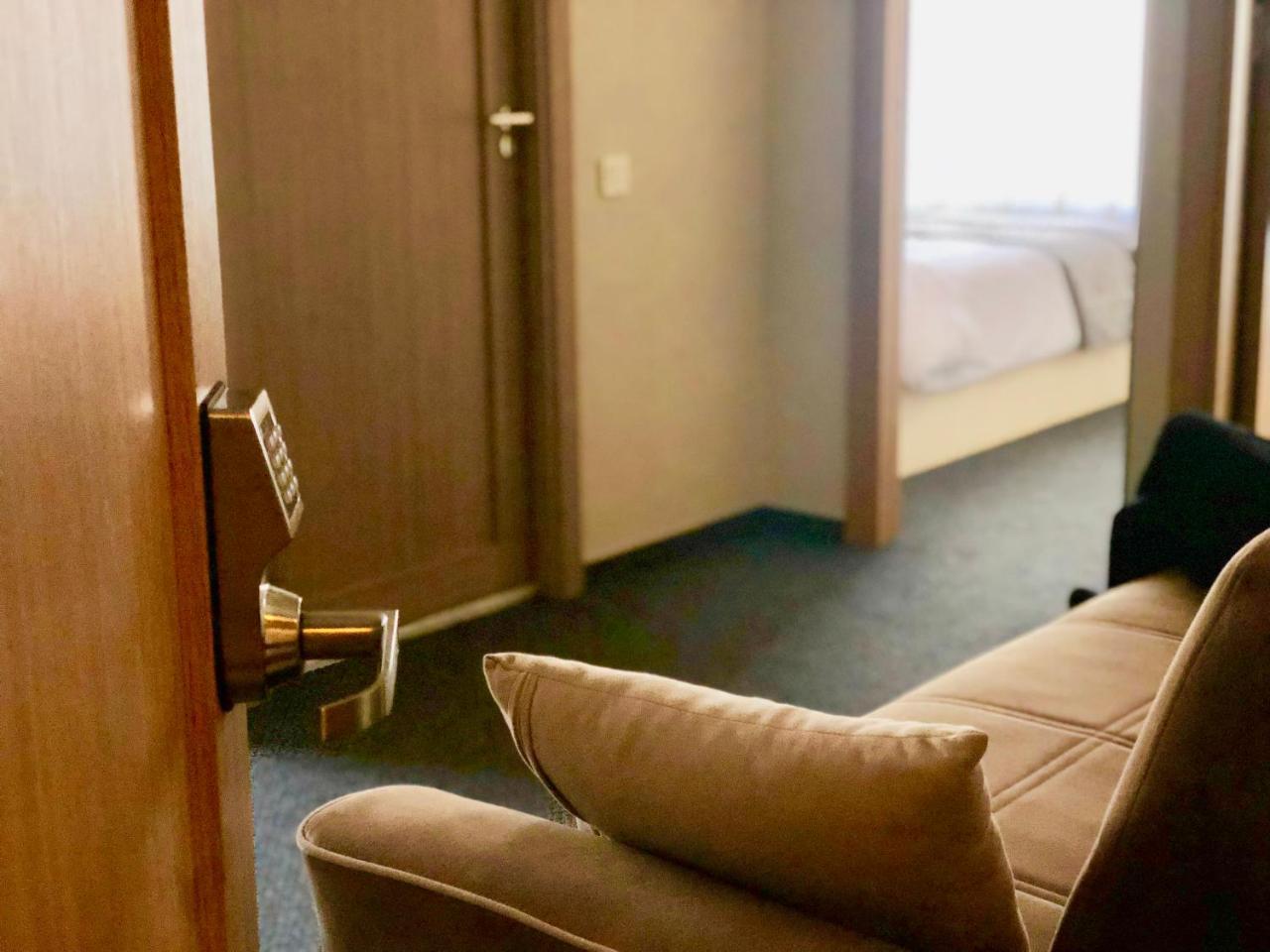 Tbili Hotel Тбілісі Номер фото